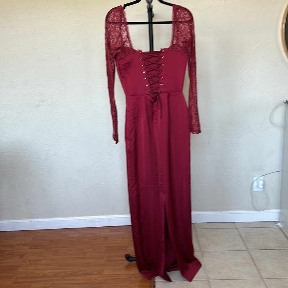 HOUSE OF CB XS A-C 'Perdi' Berry Satin Maxi Dress with Corset NWOT size XS - Picture 11 of 15